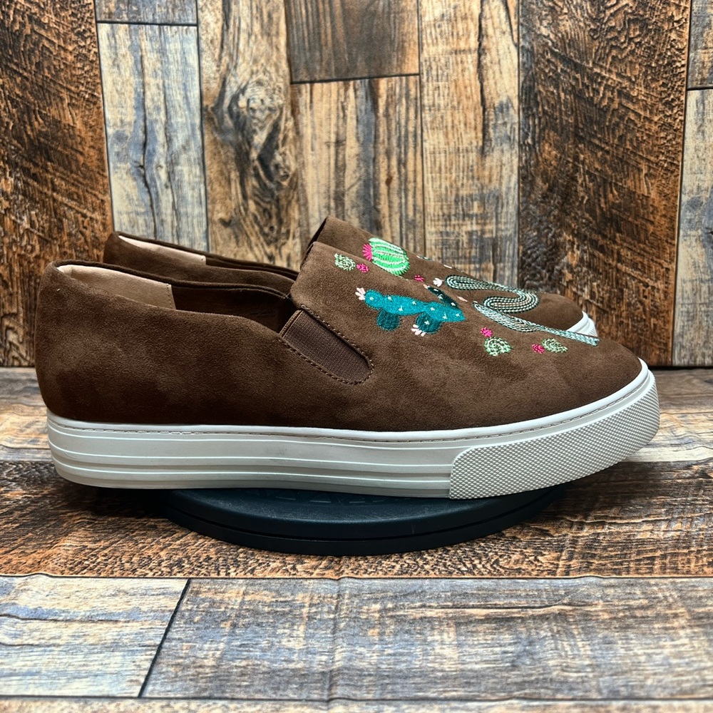 Unbridled Ariat Isabella Slip On Platform Sneaker Shoes in Cognac Suede